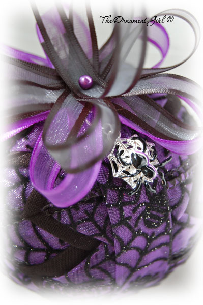 Creepy Crawly Ornament Top View