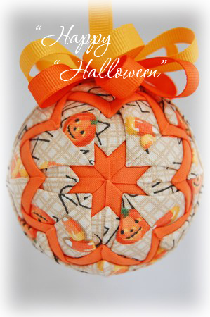 Longaberger Happy Halloween Ornament Front View