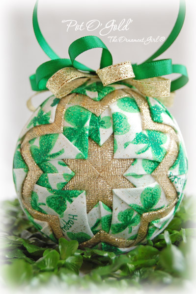 Pot O'Gold Ornament Front View